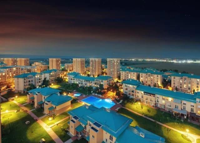 Appartamento Golden Cosmopolis Cretuleasca Esterno foto